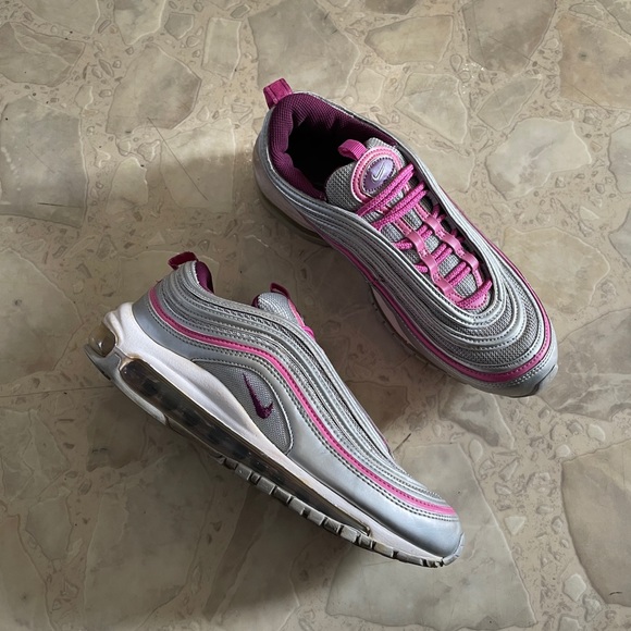 Nike Shoes - Nike Air Max 97